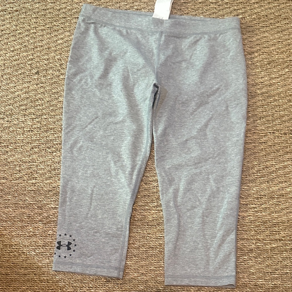 Under Armour Gray Capris